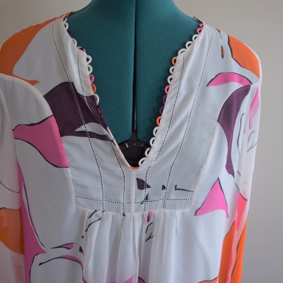 DVF 100% Silk Patterned Peasant Blouse - Picture 3 of 15